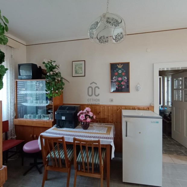 Zalamerenyei 92 nm-es h�z elad�