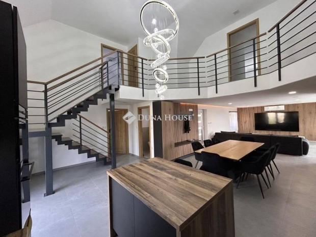 Zalaszentgr�ti elad� 267 nm-es h�z #5178655