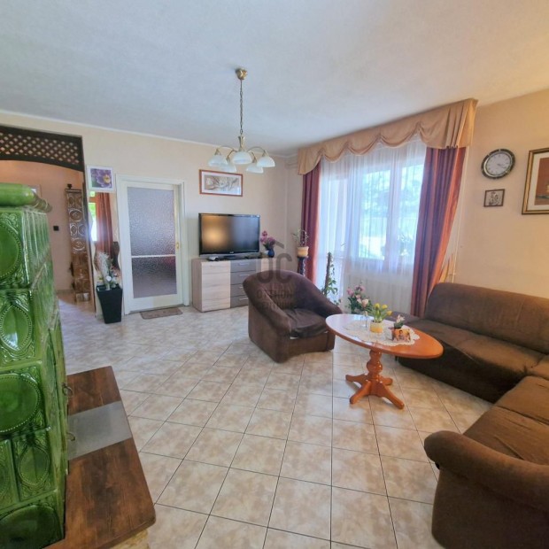 Zalaszentmih�lyi elad� 90 nm-es h�z