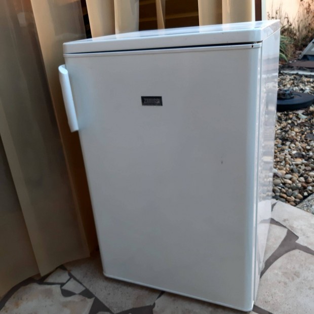 Zanussi 1050 literes fagyaszts htszekrny