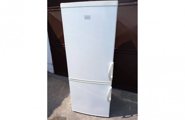 Zanussi 150/38 literes alulfagyasztós hűtőszekrény