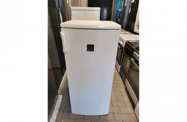 Zanussi 240 l -e s htszekrny 6 hnap garancival