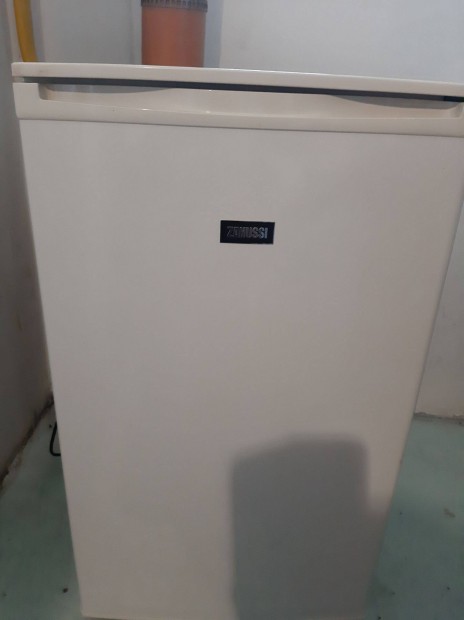 Zanussi Hűtőszekrény Zrg10800WA