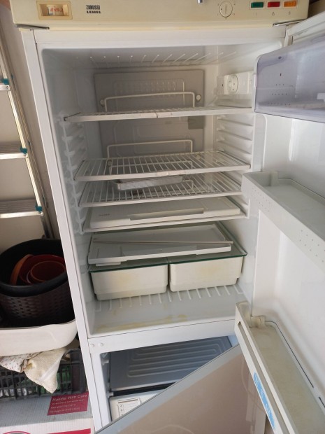 Zanussi Lehel kombinált hűtőszekrények