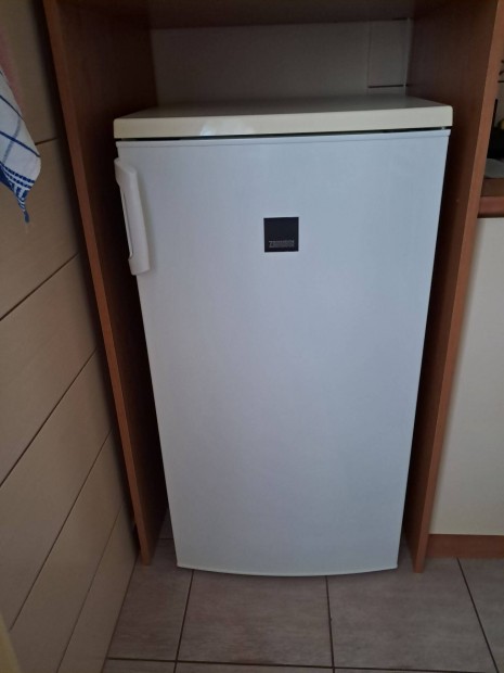 Zanussi kicsi ht + fagyaszt