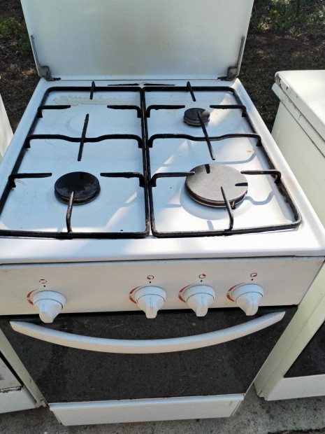 Zanussi palackos gáztűzhely eladó akár szállítással