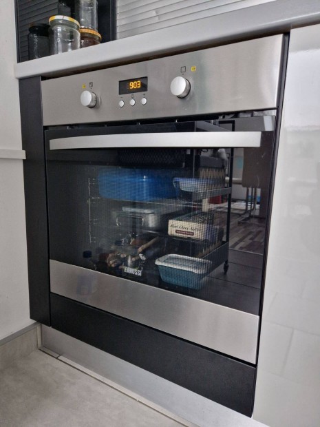 Zanussi st