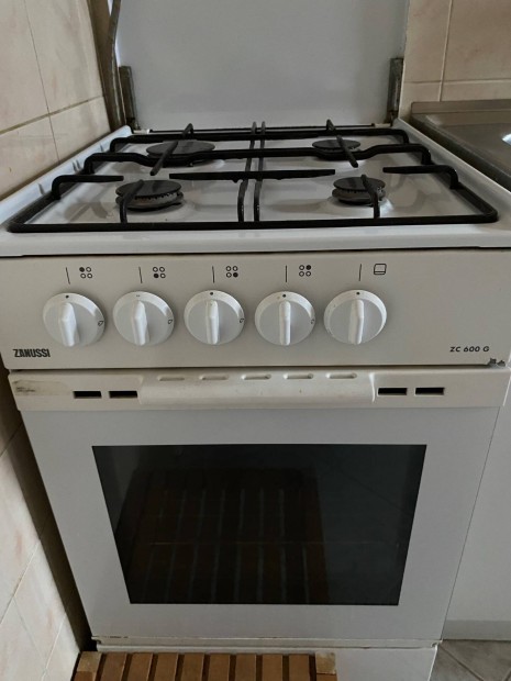 Zanussi zc 600g gztzhely