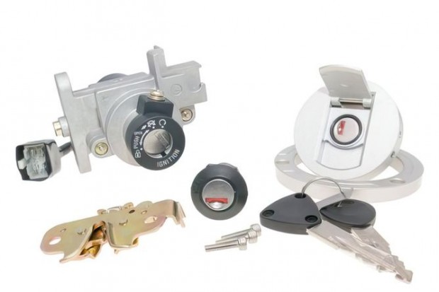 Z�r + Kulcsk�szlet Peugeot Speedfight 3 / 4 AC, LC