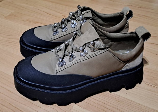 Zara platform sneaker 'hiking style' 39