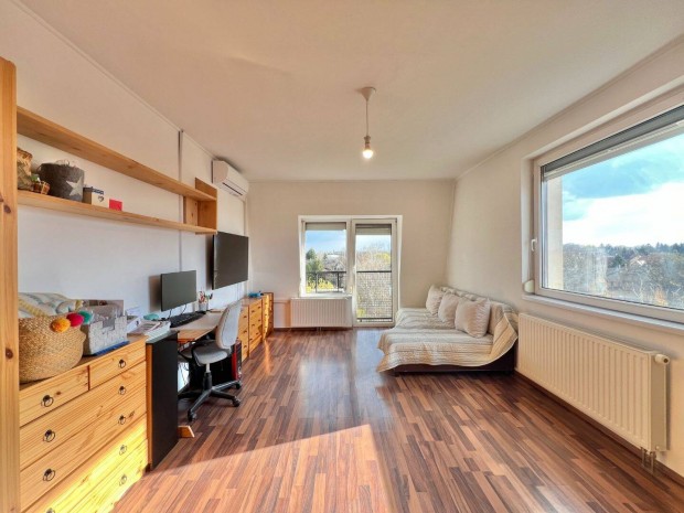 Zaranyi Lak�telepen 4. Emeleti 2 Szob�s Lak�s Elad�