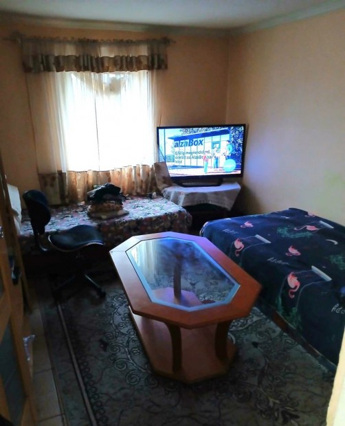 Z�rtkertben 2 +1 szob�s h�z elad�