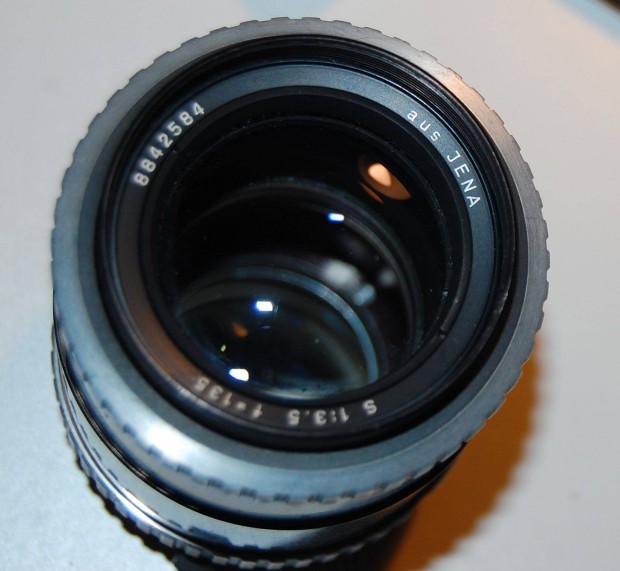 Zeiss M42 3.5 135 objektv