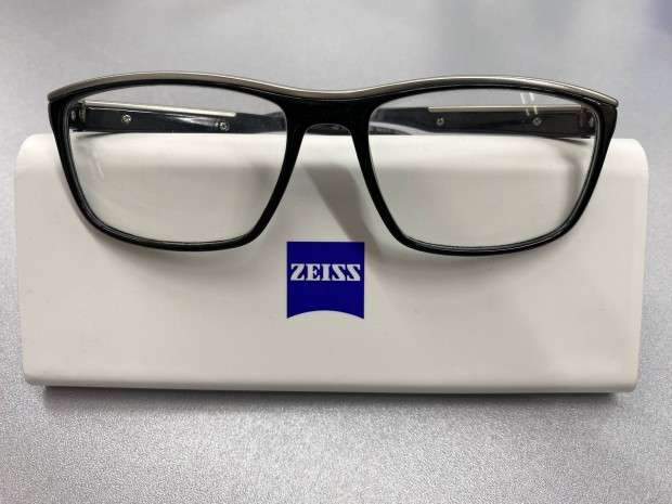 Zeiss Titanium férfi szemüveg, lencsével