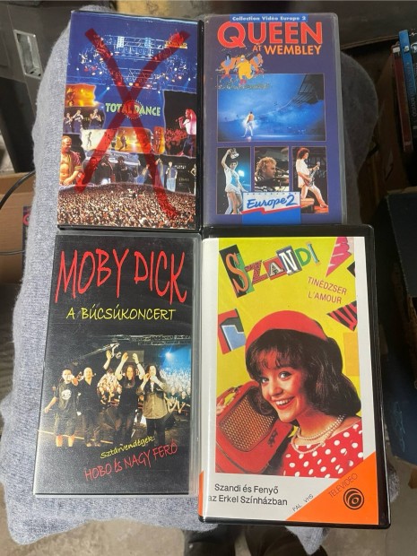 Zenei VHS kazettk