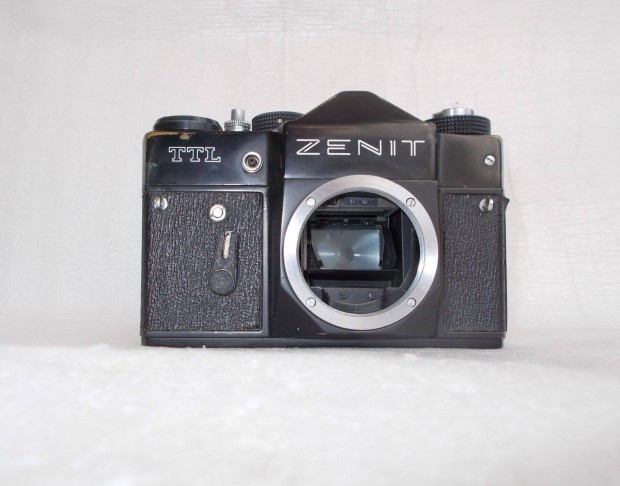 Zenit TTL fényképezőgép váz