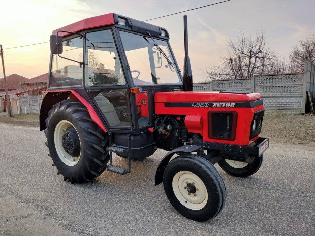 Zetor 43 20.2 , 4 hengeres, 60 LE-s