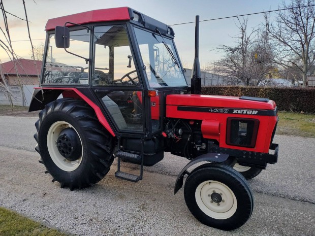 Zetor 43 20 pirosrendszmos