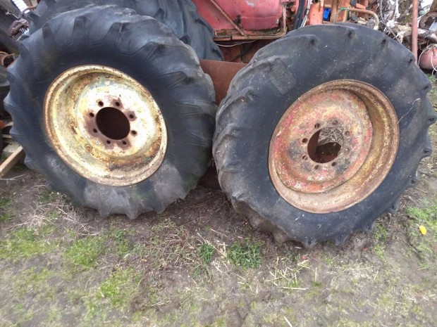 Zetor 50 kerekek