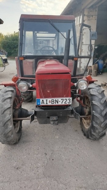 Zetor 5748 traktor 