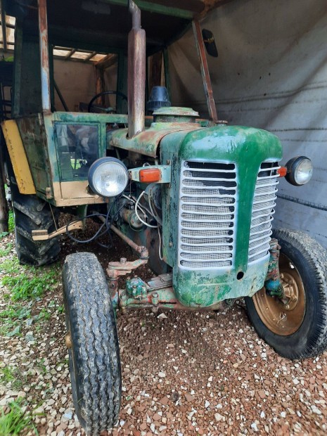 Zetor traktor