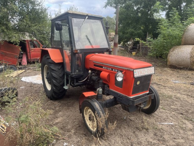Zetor traktor