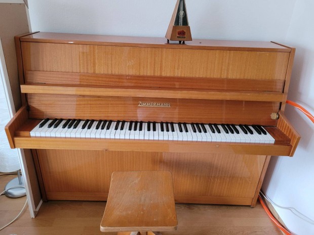 Zimmermann pianino elad 