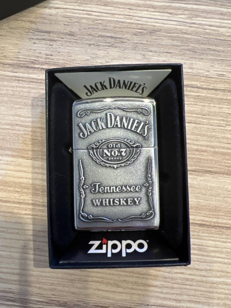 Zippo ongyujto