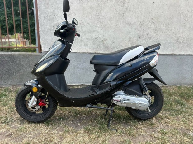 Znen 50es 2T robog