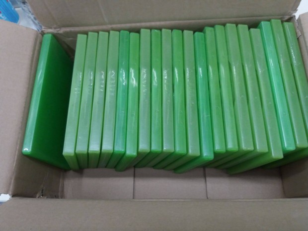 Zöld DVD tok,21 darab