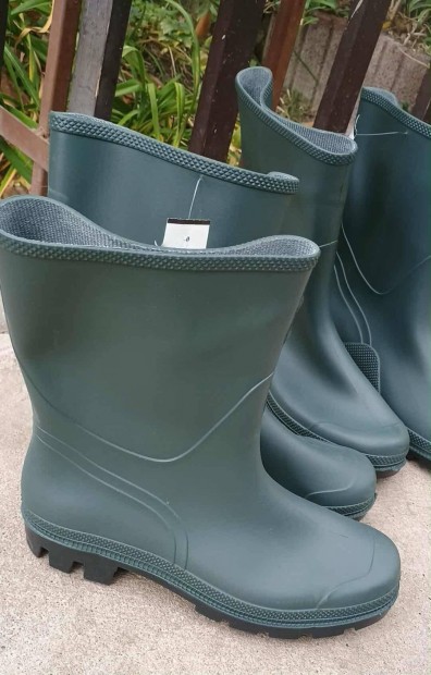 Z�ld gumicsizma, 38, 40, 41-es m�retben, �j elad�
