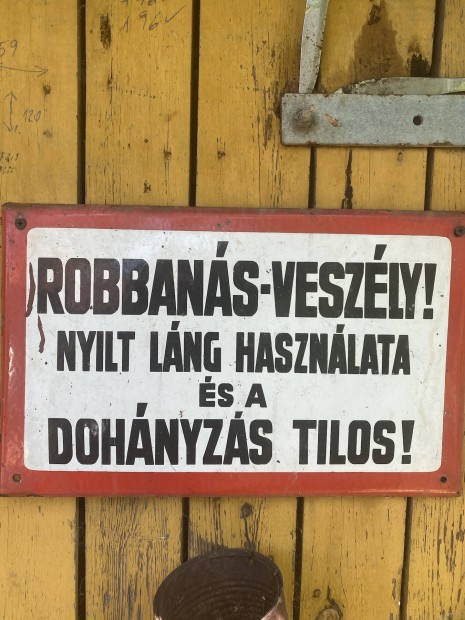 Zománcozott tábla
