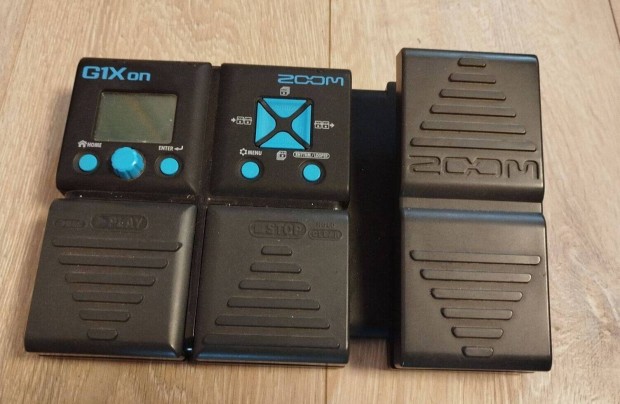 Zoom G1Xon gitár pedál, Veiger gitártok,Epiphone húrláb híd