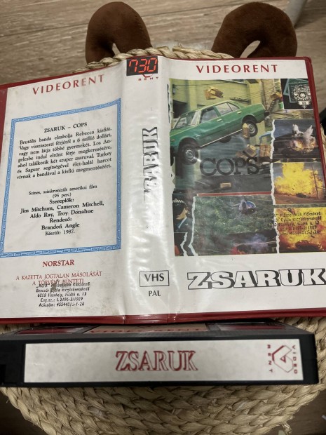 Zsaruk vhs.   