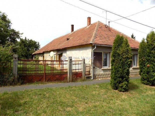 Zs�denyi elad� 136 nm-es h�z #5114621