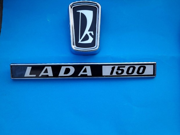 Zsiguli, Lada 1500 (2103) új embléma és felirat