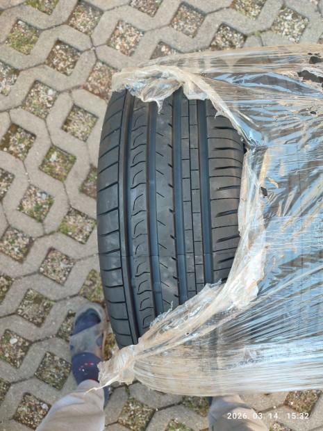 Zs�r �j ny�ri gumi