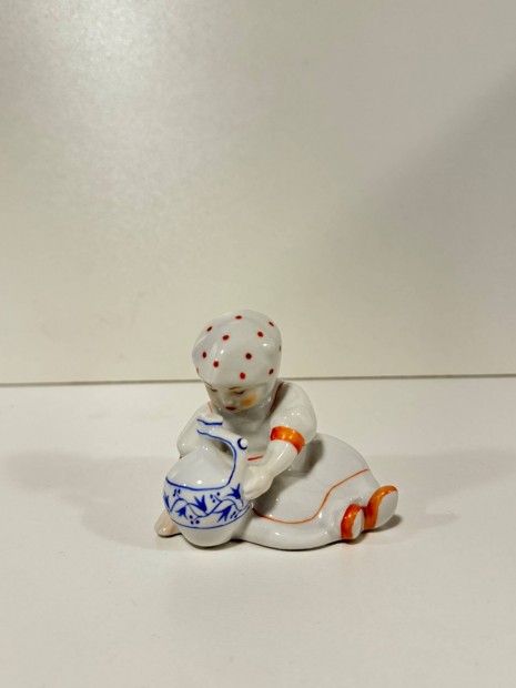 Zsolnay Annuska Porceln Figura 066