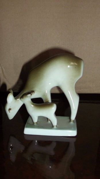 Zsolnay őz gidával porcelán figura
