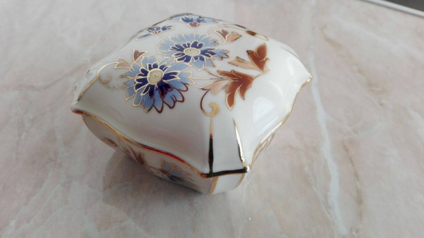 Zsolnay porceln bonbonier jelzet db