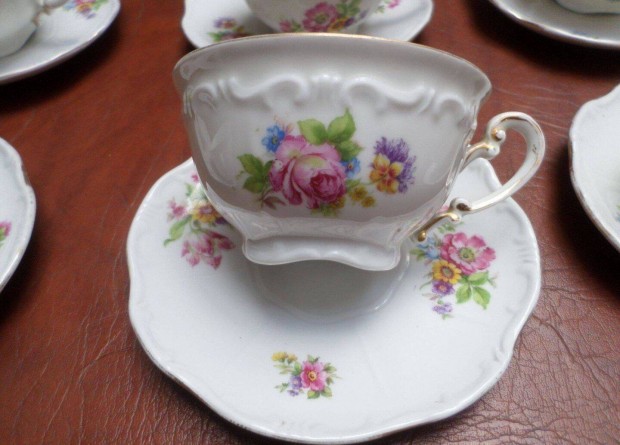 Zsolnay porcelán csésze készlet 12 db