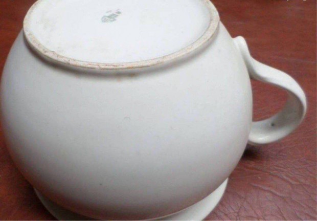 Zsolnay porcelán edény antik pajzspecsétes
