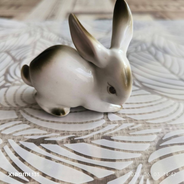 Zsolnay porcelán nyúl., nyuszi eladó!