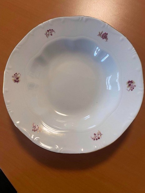 Zsolnay porcelán tányér