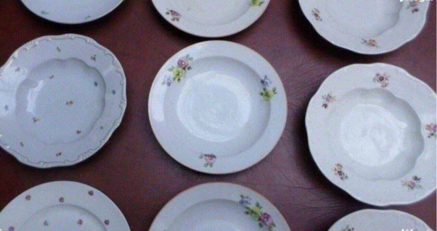 Zsolnay porcelán tányér gyűjtemény