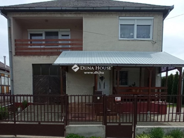 Zsurki elad� 156 nm-es h�z