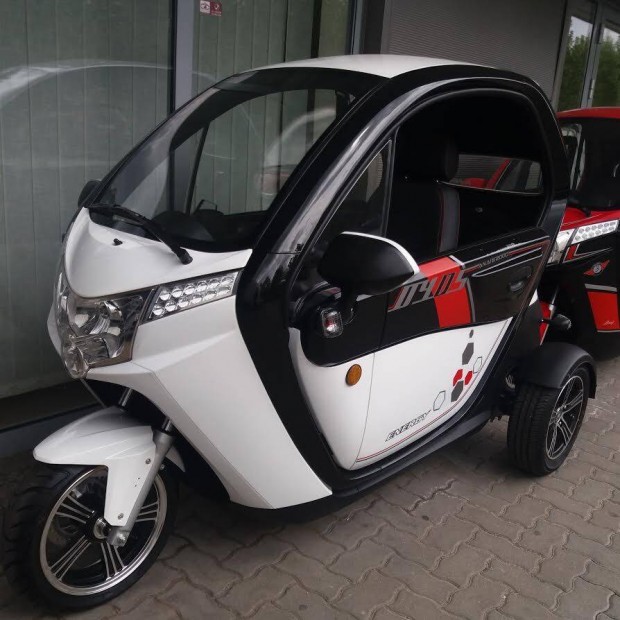 Ztech 95 elektromos aut akkumultoros kocsi Jogszably szerint moped