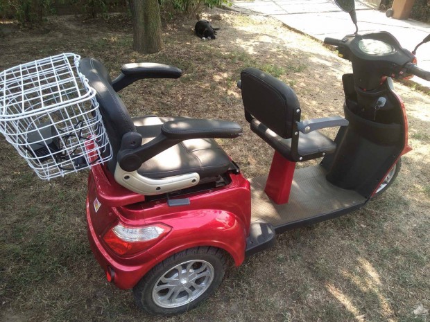 Ztech ZT-18 Trilux, 2 személyes rokkant moped eladó! Megkímélt