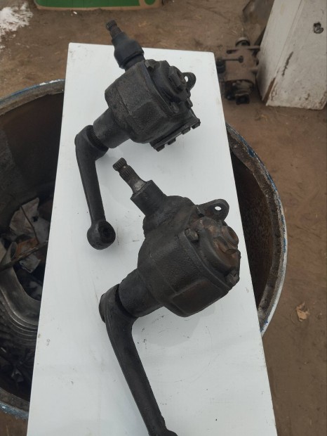 Zuk zsuk korm�nym� elad� 