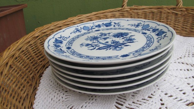 Zwiebelmuste hagymamints, porceln kistnyr